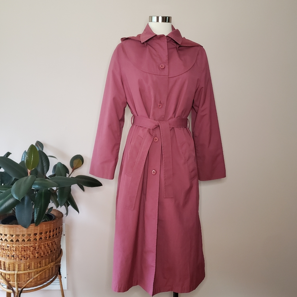 Vintage • rose pink London Fog trench